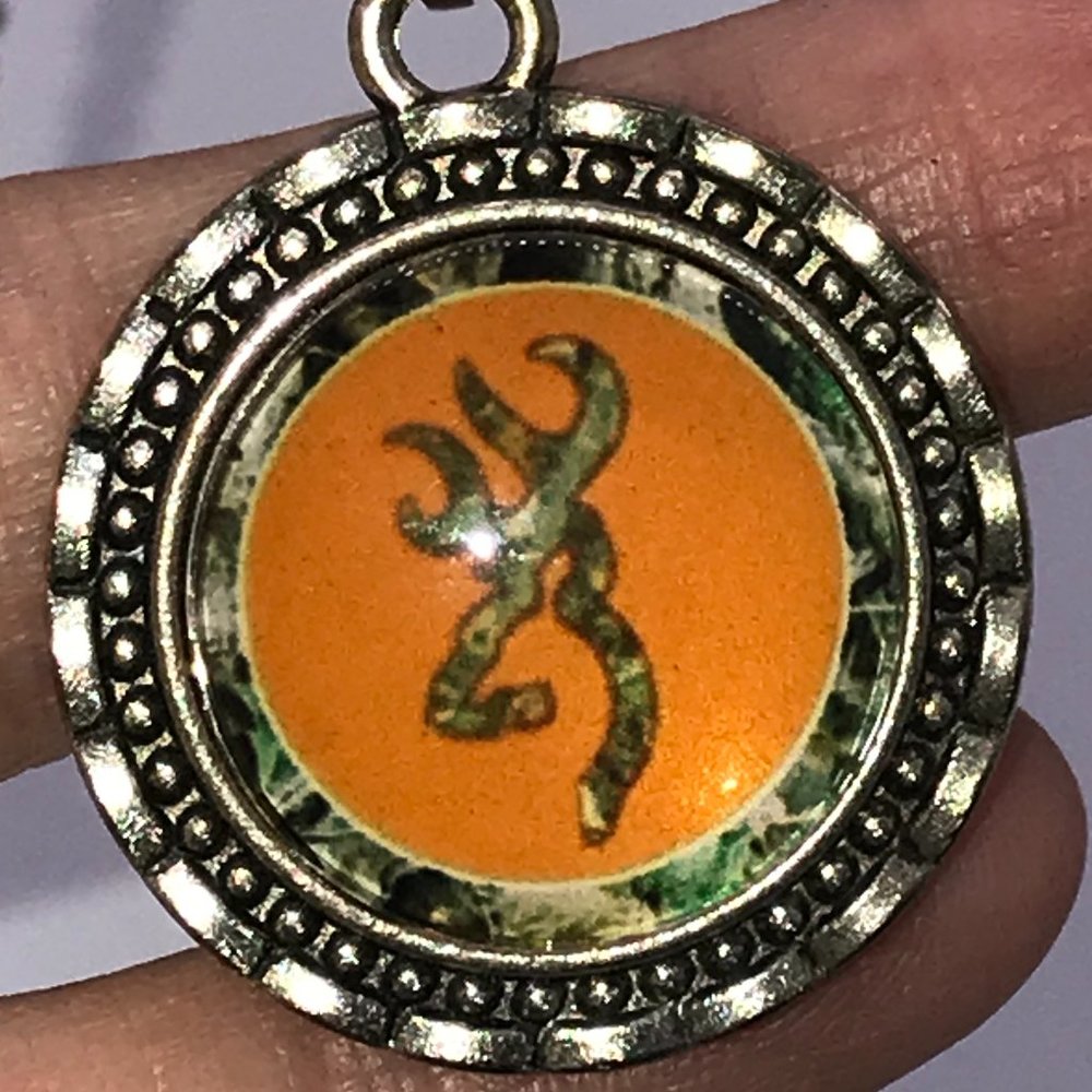 19 1/2" Orange Browning Necklace